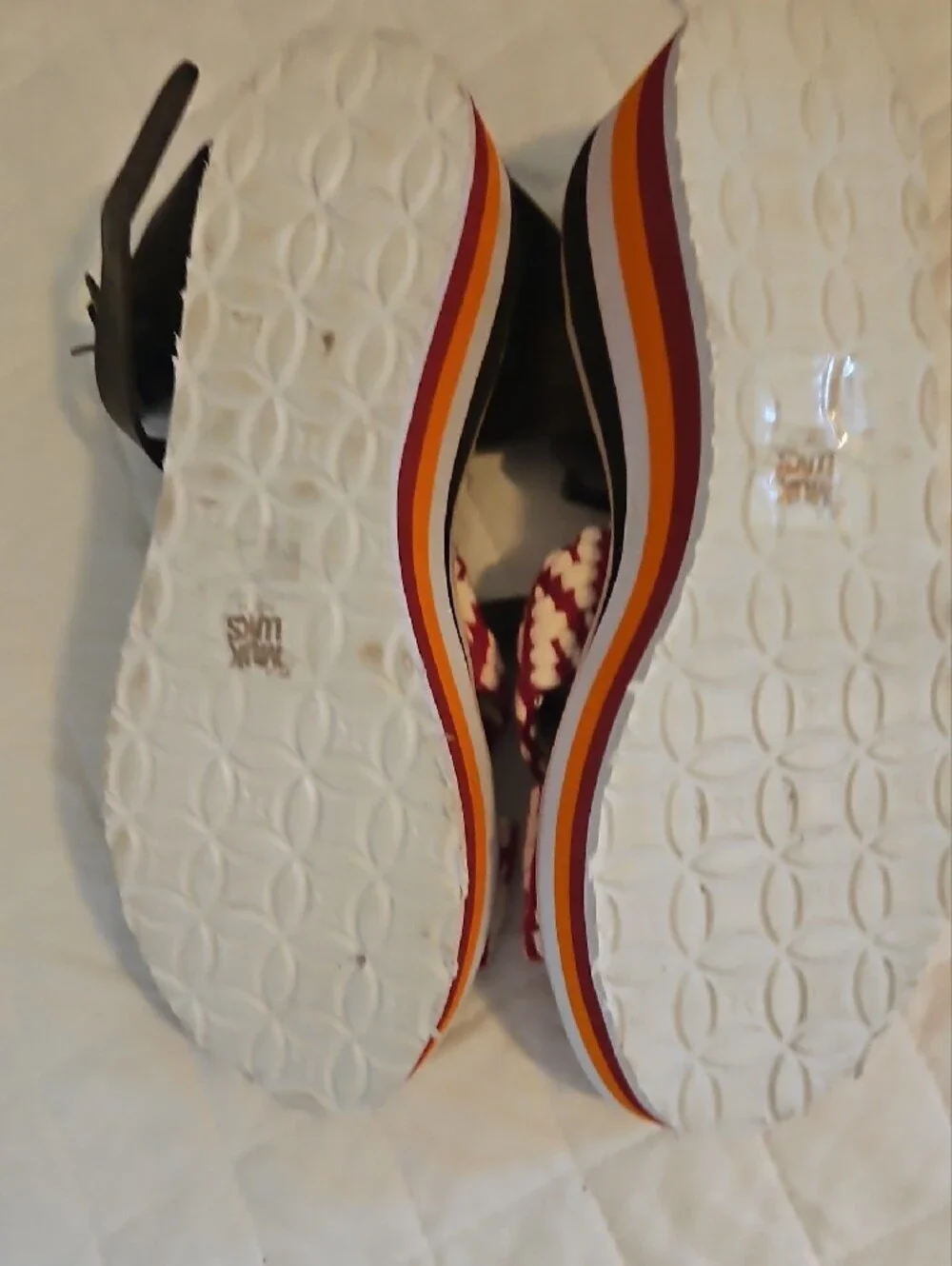 Women’s Sz 10 Platform Sandals with Red & White Woven Straps